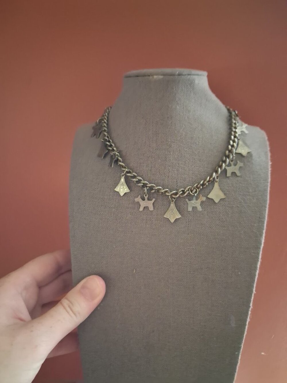 Unusual 14 inch Choker dangle necklace
